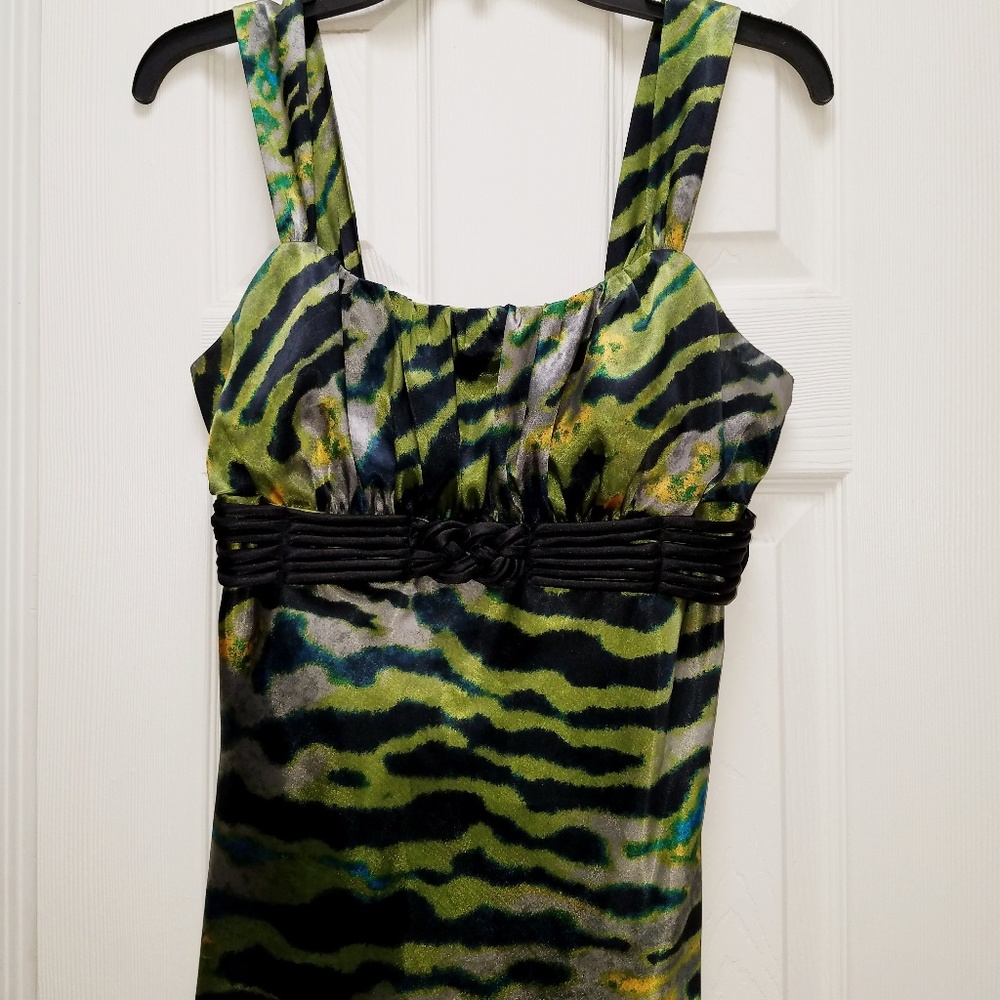 Silky, jade/black camisole top